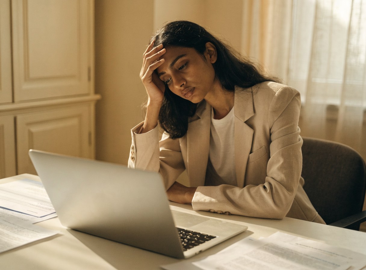 Thinking withdrawal and hopelessness themes in a depression quiz